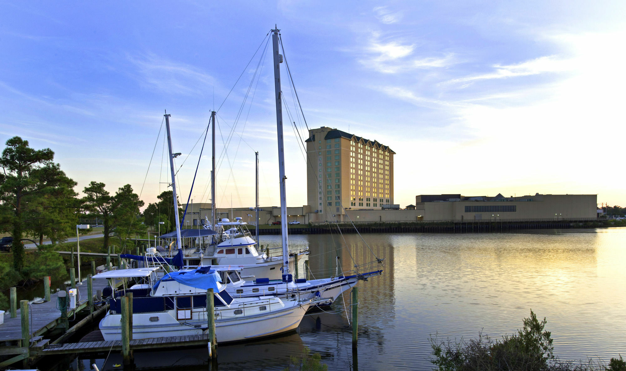 Отель Hollywood Casino Gulf Coast Бей-Сент-Луис Экстерьер фото